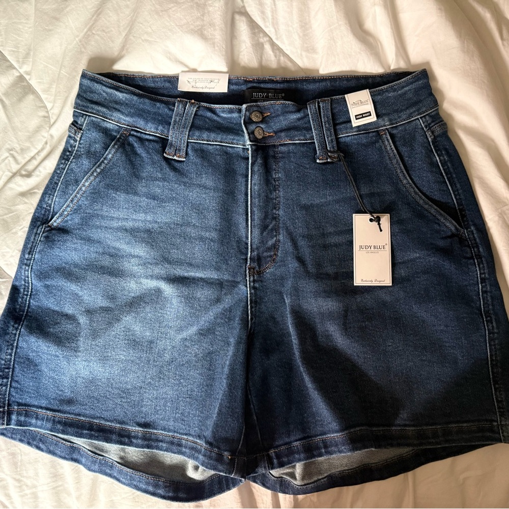 Judy Blue Dark Wash Jean Shorts Size 2X